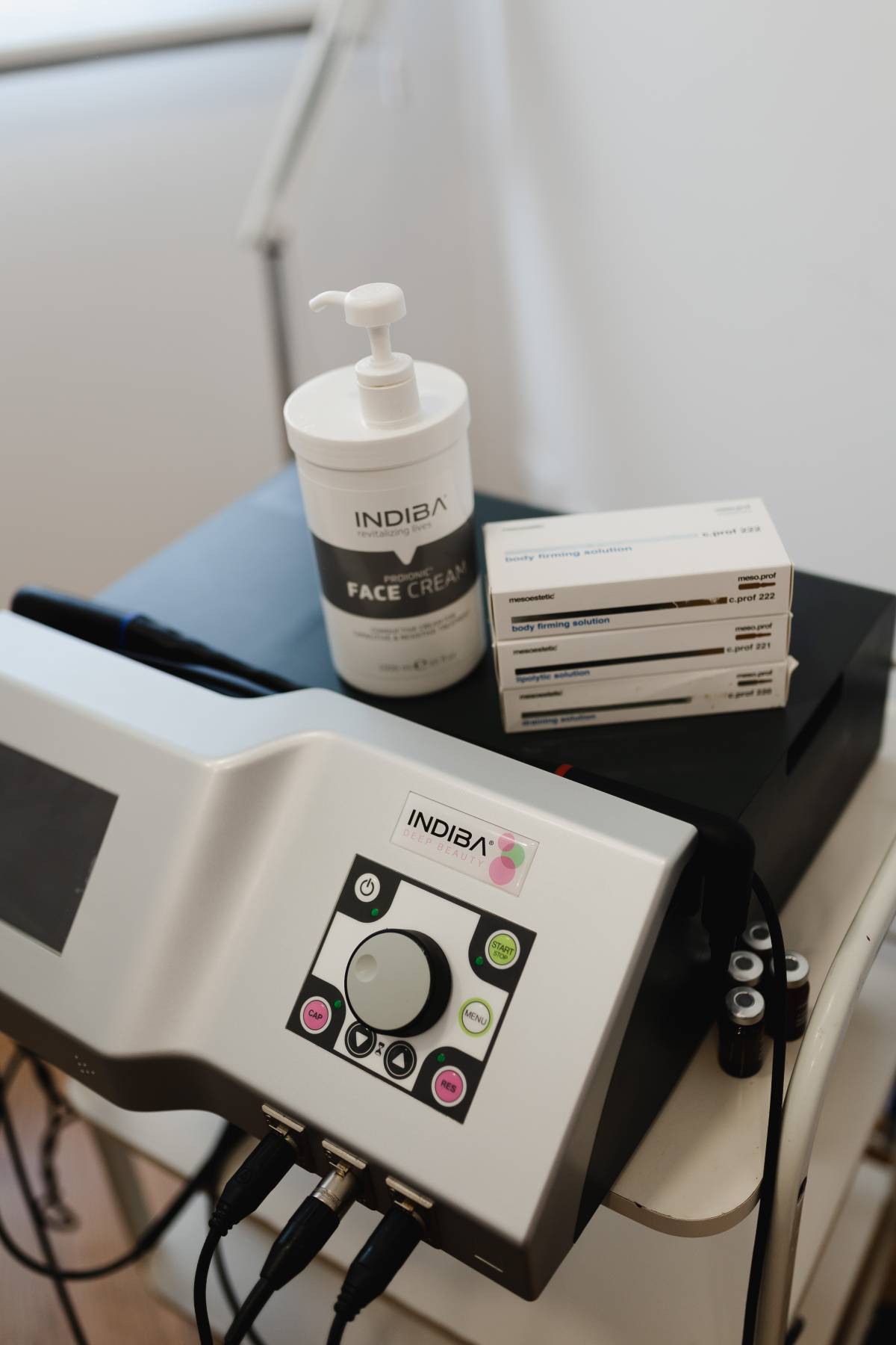 Sisdermo - Farmacia Villalobos -Centro de estética 13